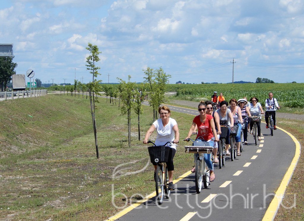 Átadták a Berettyóújfalu-Tépe kerékpárutat 22